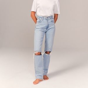 Abercrombie & Fitch Ultra High Rise 90s Straight Jeans